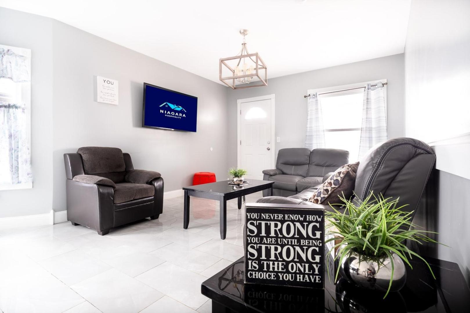 Comfy 4Br, 1 Bath Near The Falls & Casino Niagara Şelalesi Dış mekan fotoğraf